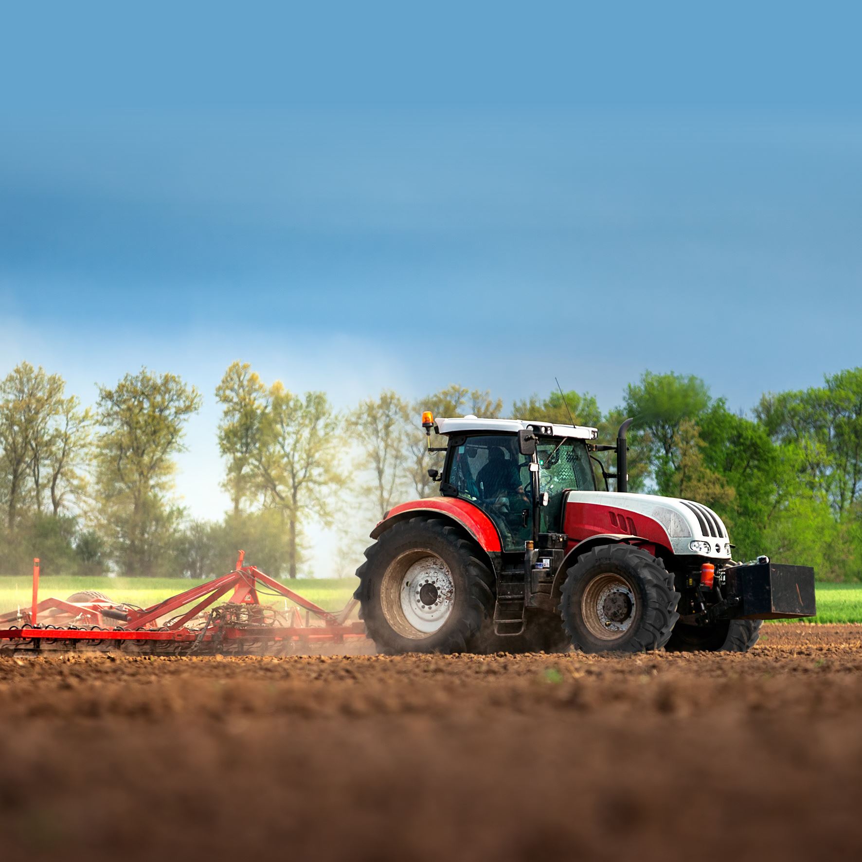PRODUCTION OF RADIAL TRACTOR TIRES AND MANUFACTURING OF 85% OF THE PRODUCTS WITH ITS OWN KNOW-HOW