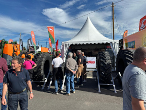 Petlas Engages Farmers with Reliable Tire Solutions at Sommet de l’Élevage 2025